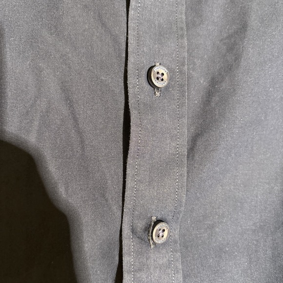 Untuckit Navy Blue Button Down Dress Shirt Sz Small - Picture 3 of 6